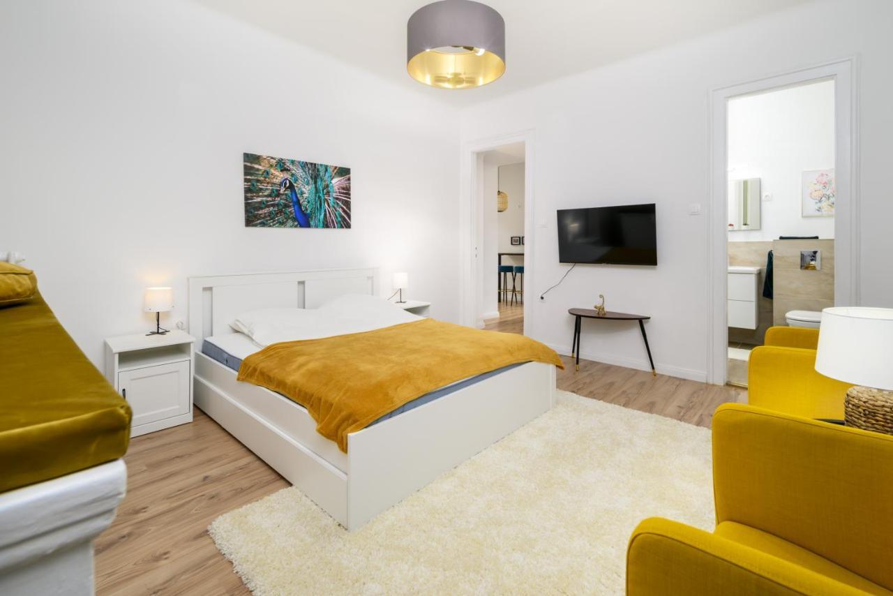 Stylish Spot By The River Danube بودابست المظهر الخارجي الصورة